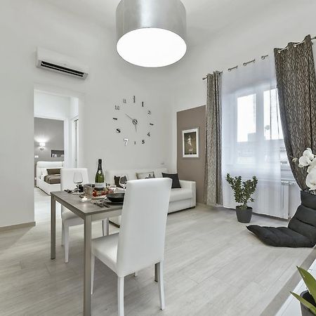 Accademia Apartment フィレンツェ 部屋 写真